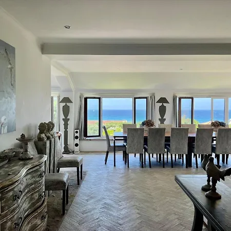 Grande House By Refuge Homes *